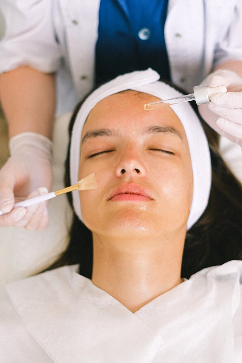 Dermaplane Facial